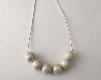 The Pearl Necklace (large pearls)