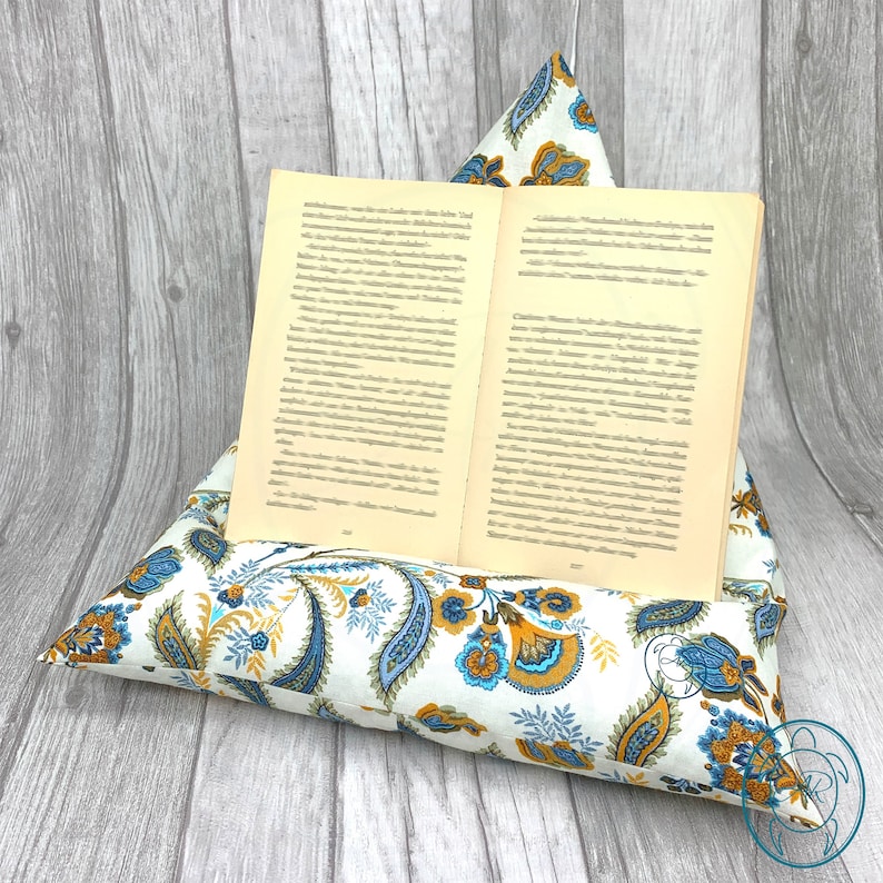 Light reading pillow, malleable tablet holder, in 2 different colors, birthday gift idea, product of Provence image 3