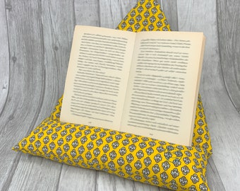 Coussin de lecture lumineux jaune, porte tablette malléable, idée cadeau anniversaire, produit de Provence