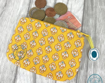 Small Wallet for Best Friend Floral Coin Purse Gift Idea for Women Floral Pattern