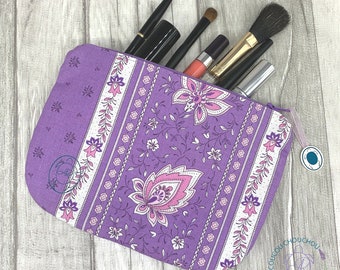 Flat cosmetic bag, floral bag, floral pattern bag, holiday memento bag, lilac utensil, Provencal fabrics