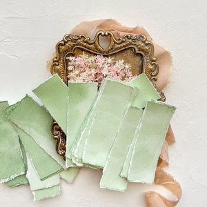 Wedding Place Cards, Name Cards Wedding, Place Cards Wedding, Wedding Name Cards, Name Place Cards, Sage Green Wedding, Deckled Edge Paper