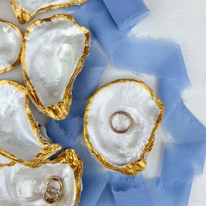 Engagement Ring Dish, Wedding Ring Dish, Oyster Shell Ring Holder, Vintage-look Styling Tray, Gold Jewelry Dish, Wedding Photography Prop