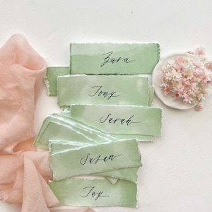 Wedding Place Cards, Name Cards Wedding, Place Cards Wedding, Sage Green Wedding, Wedding Name Cards, Name Place Cards, Green Place Cards