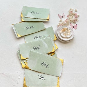 Wedding Place Cards, Name Cards Wedding, Sage Green Wedding, Name Place Cards, Place Cards Wedding, Sage and Gold Wedding, Sage Escort Cards