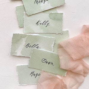 Wedding Place Cards, Name Cards Wedding, Place Cards Wedding, Wedding Name Cards, Name Place Cards, Green Place Cards, Sage Green Wedding