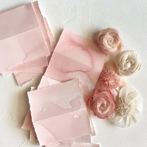 Wedding Place Cards, Name Cards Wedding, Place Cards Wedding, Wedding Name Cards, Name Place Cards, Pink Place Cards, Tented Place Cards