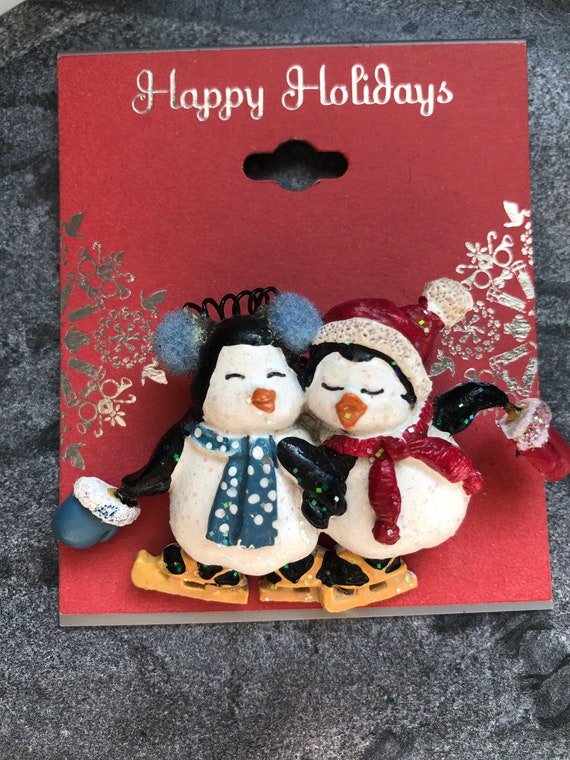 Christmas Penguin Couple Ice Skating Brooch Pin V… - image 1