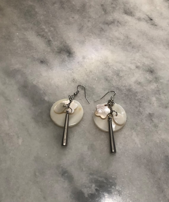 Vintage Mother of Pearl Drop Earrings with Flower… - image 1