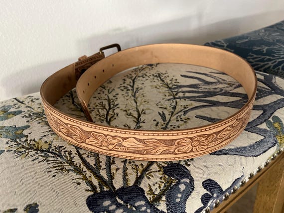 Leather tooled belt View 6