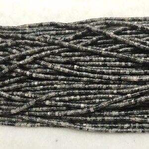 Véritable Labradorite 3mm - 4mm Heishi Naturel Noir Pierre Précieuse Perles Lâches 15 pouces Bijoux Fourniture Bracelet Collier Matériel Support En Gros