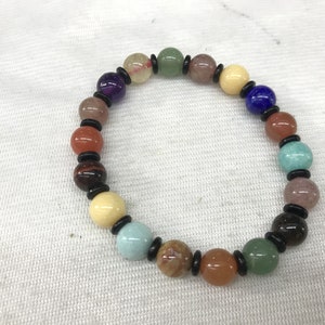 Offre spéciale perles rondes multi-pierres précieuses véritables de 8 mm avec perles d'espacement de disque noir Bracelet fini 7 pouces - 1 pièce