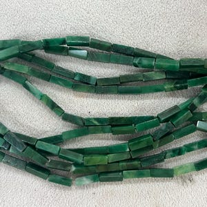 Natürliche Afrika Grüne Jade 4-5x13-13.5 mm Quader echte Edelstein Rohr lose Perlen 15 Zoll Schmuck Versorgung Armband Halskette Material Großhandel