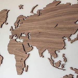NOYER -Carte du monde détaillée en bois de 10mm d’épaisseur avec les frontières des pays gravées et des épingles en bois NUSSBAUM