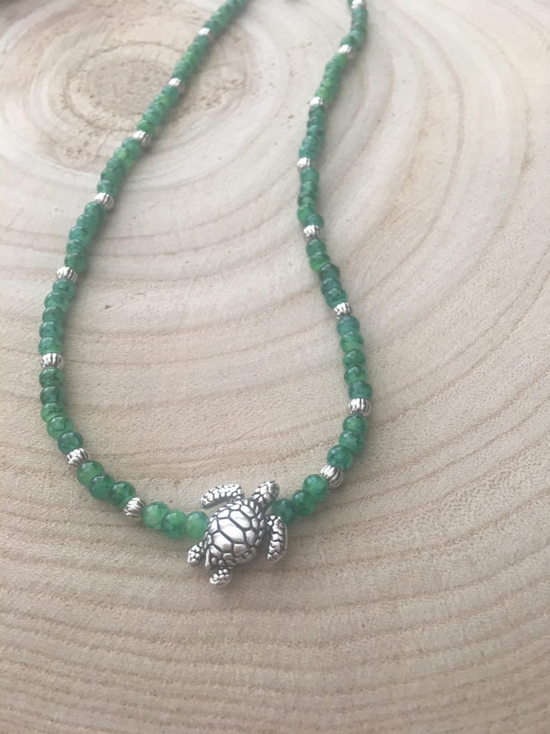 Choker Marble Green Beaded Necklace with Silver Sea Turtle Adjustable Boho Beach Style