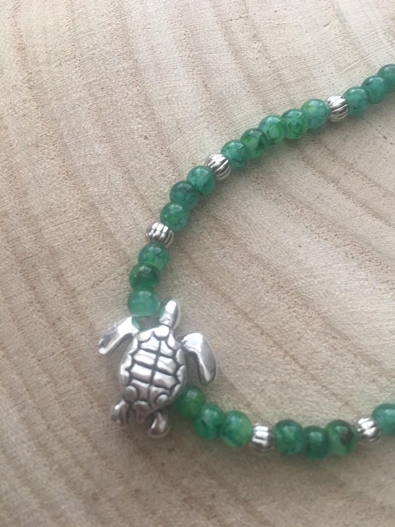 Choker Marble Green Beaded Necklace with Silver Sea Turtle Adjustable Boho Beach Style