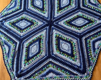 Crochet decorative throw blanket