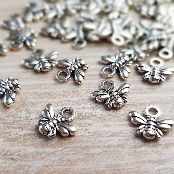 10pcs Charm Bee Small Pendant Antique Silver Bees Bumblebee 11mm Charms