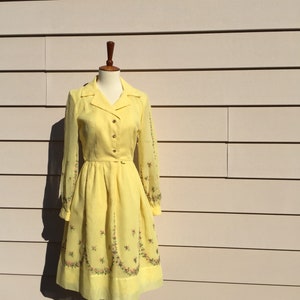Vintage 1950s Yellow Embroidered Shirt Waist Dress / Small / XS