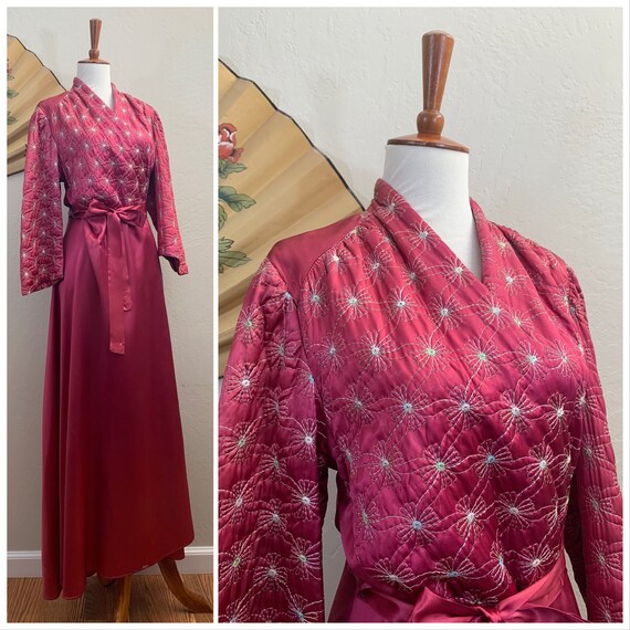 1940s Satin Quilted Robe / Medium
