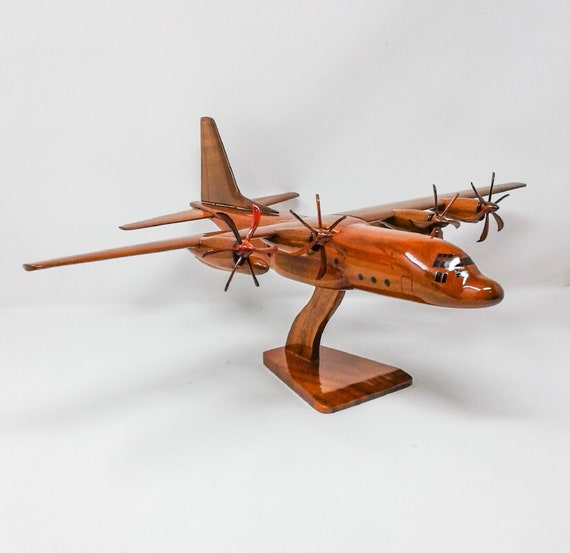 Modèle C130 J 6 pales Maquette d'avion en bois -  Canada