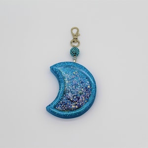 Glow in The Dark Moon Shaker Keychain