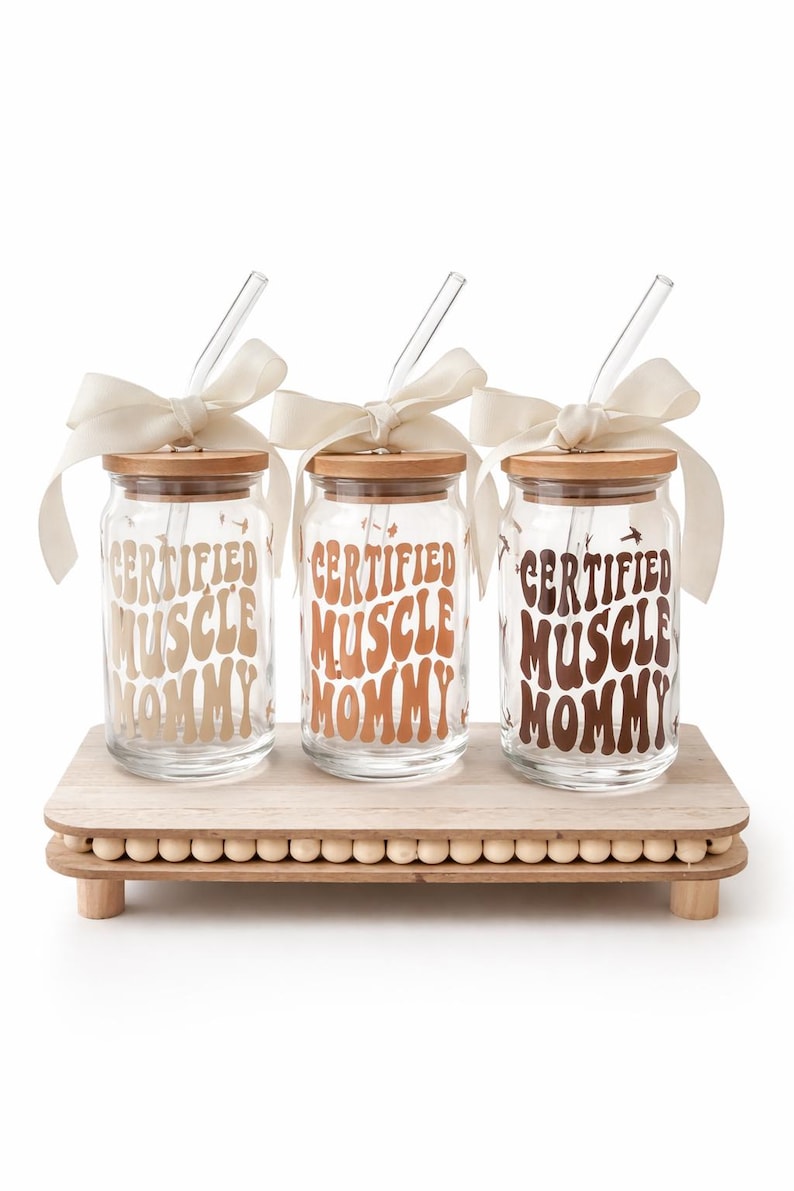 CERTIFIED MUSCLE MOMMY Soda Glass image 2