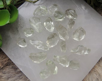 Prasiolite / 2 OZ Gemmy Prasiolite / Free Formed Prasiolite / Brazilian Prasiolite / A Grade / Green Amethyst / 58 grams / Gemmy Prasiolite