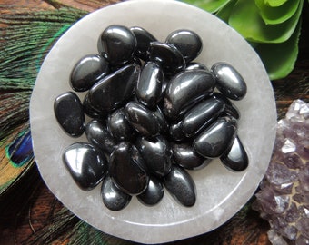 Hematite / SMALL Hematite / 2 oz Pack / Smooth Hematite / Non Magnetic / Grounding / Protection / Free Formed / Hand Polished / 14 Piece
