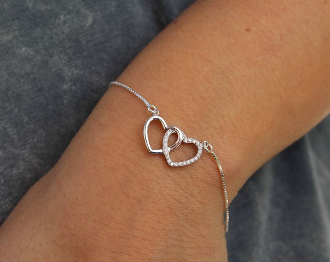 Silver Heart Bracelet For Women - Dainty Heart Jewelry - Minimalist Bracelet To Gift For Her - Gift For Girlfriend