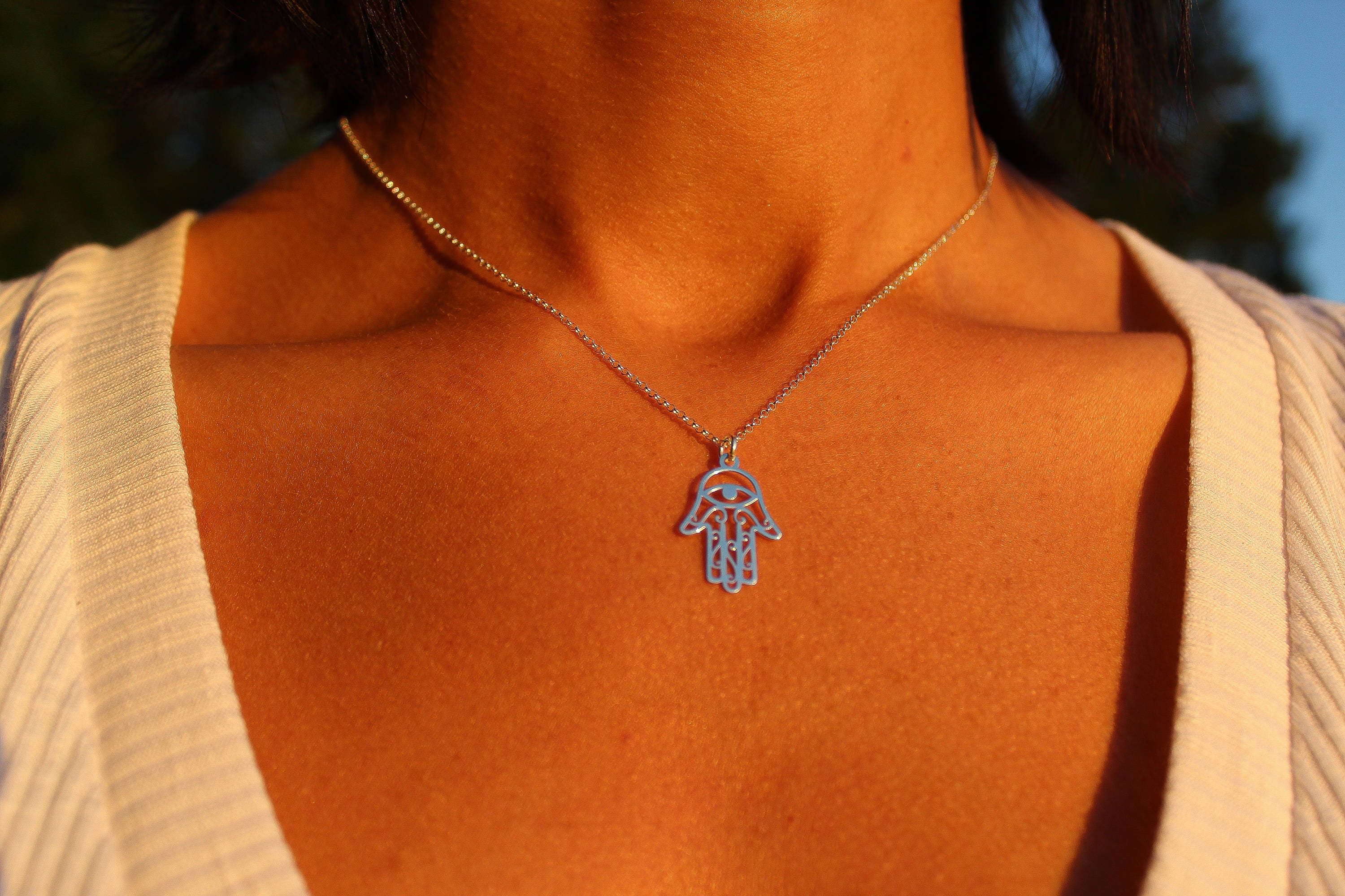 Dainty Gold Hamsa Necklace for Women Minimalist Silver Hamsa
