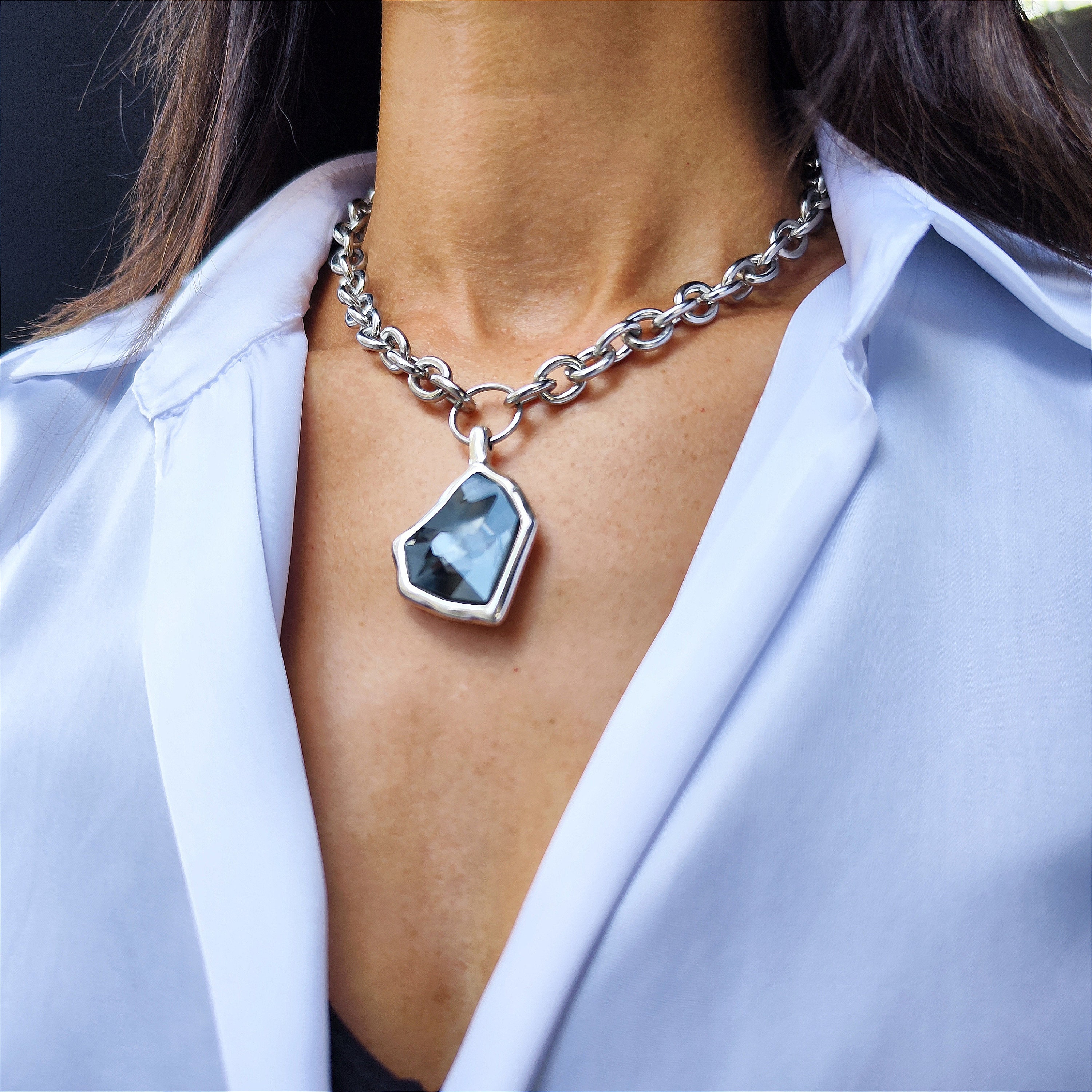 GEOMETRIC CHUNKY NECKLACE With Swarovski Crystal, Big Stone