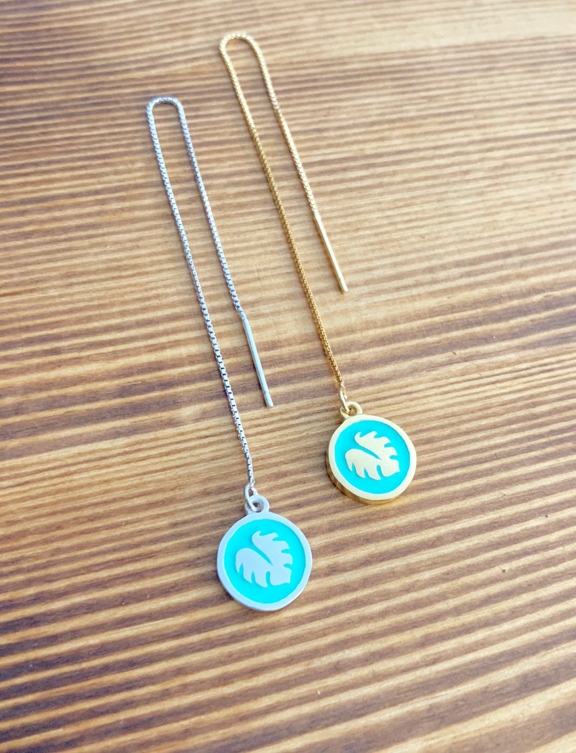 Monstera leaf earrings dainty gold earrings gold charm earrings Monstera leaf earrings dainty gold earrings gold charm earrings