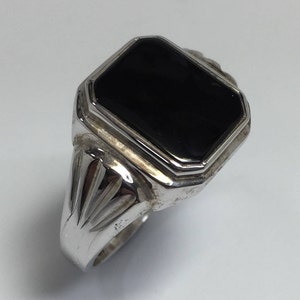 Sterling silver vintage hand crafted black onyx mens ring.