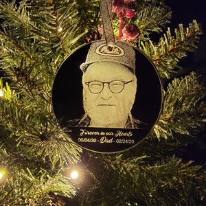 Adorno conmemorativo personalizado grabado con láser: decoración navideña personalizada