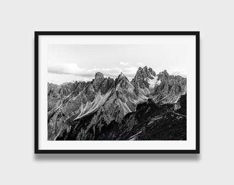 Impresión artística en blanco y negro de Cadini di Misurina - Fotografía de paisaje de las Dolomitas, Italia - Póster fotográfico de bellas artes de montaña sin marco