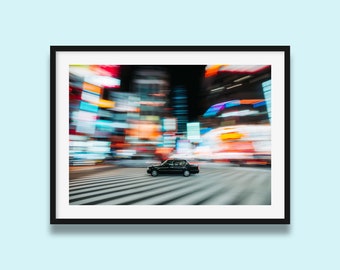 Impression de Tokyo | Impression d'art originale Shinjuku Speeding Black Taxi, impression de photographie de nuit de rue de Tokyo, photo urbaine du Japon par Peter Yan