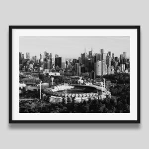 Impresión en blanco y negro de Melbourne MCG / Póster aéreo, impresión de arte mural con el horizonte de la ciudad, impresión fotográfica original de Melbourne