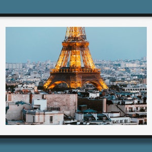 Paris Eiffel Tower At Night Print I - Eiffel Tower landscape print, France Wall Art Print, High-resolution print, Horizontal print of Paris