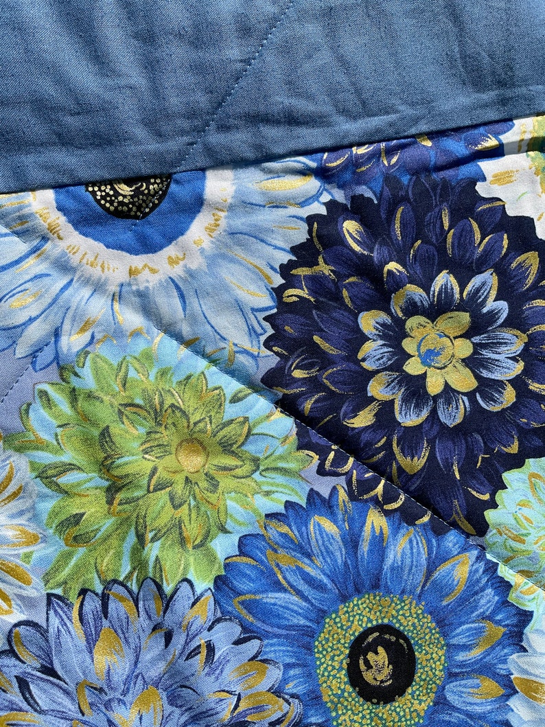Large patchwork quilt image 6