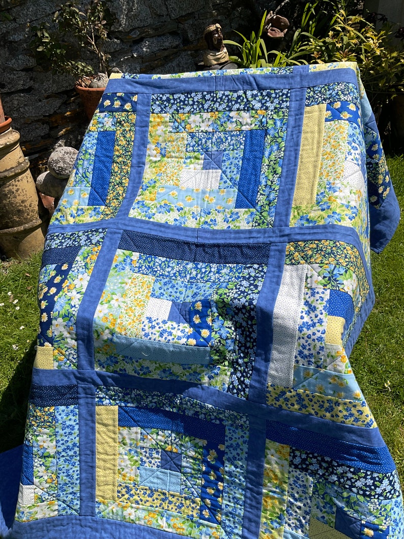 Large patchwork quilt image 1