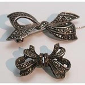 Pair Of beautiful Vintage Silver and Marcasite Bow Broaches