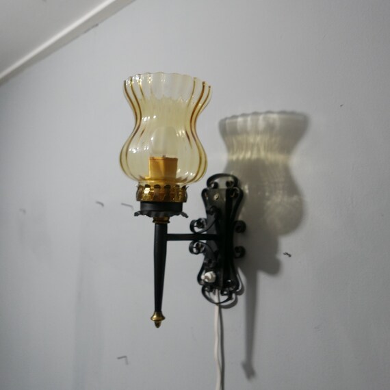 Lámpara de pared vintage metal negro cobre amarillo y - Etsy México