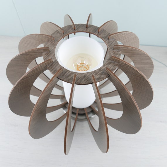 Vintage tafellamp - EGLO Oostenrijk - hout met wit glas - 1970/1980s - schemerlamp - nachtkastlamp