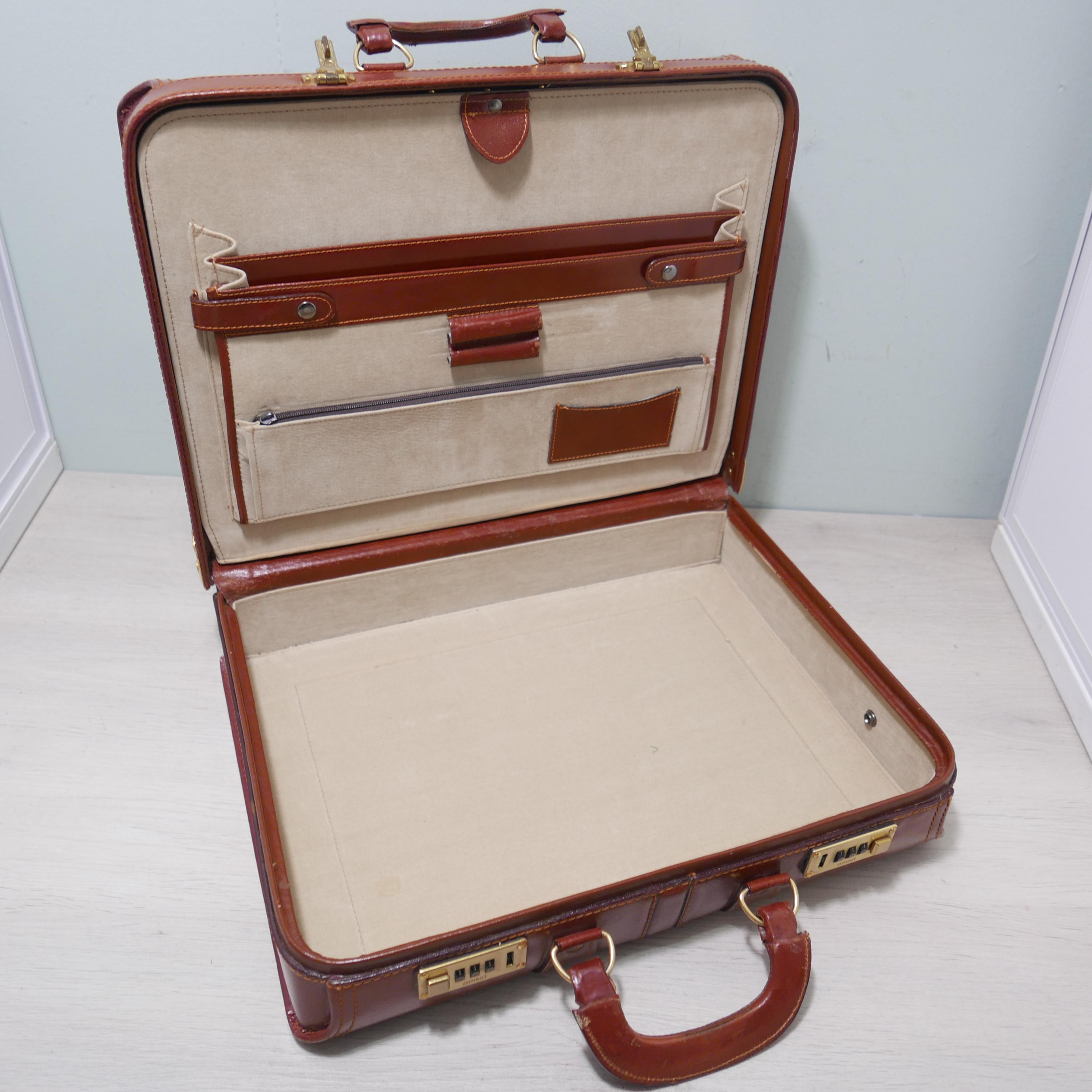 ancienne valise porte documents