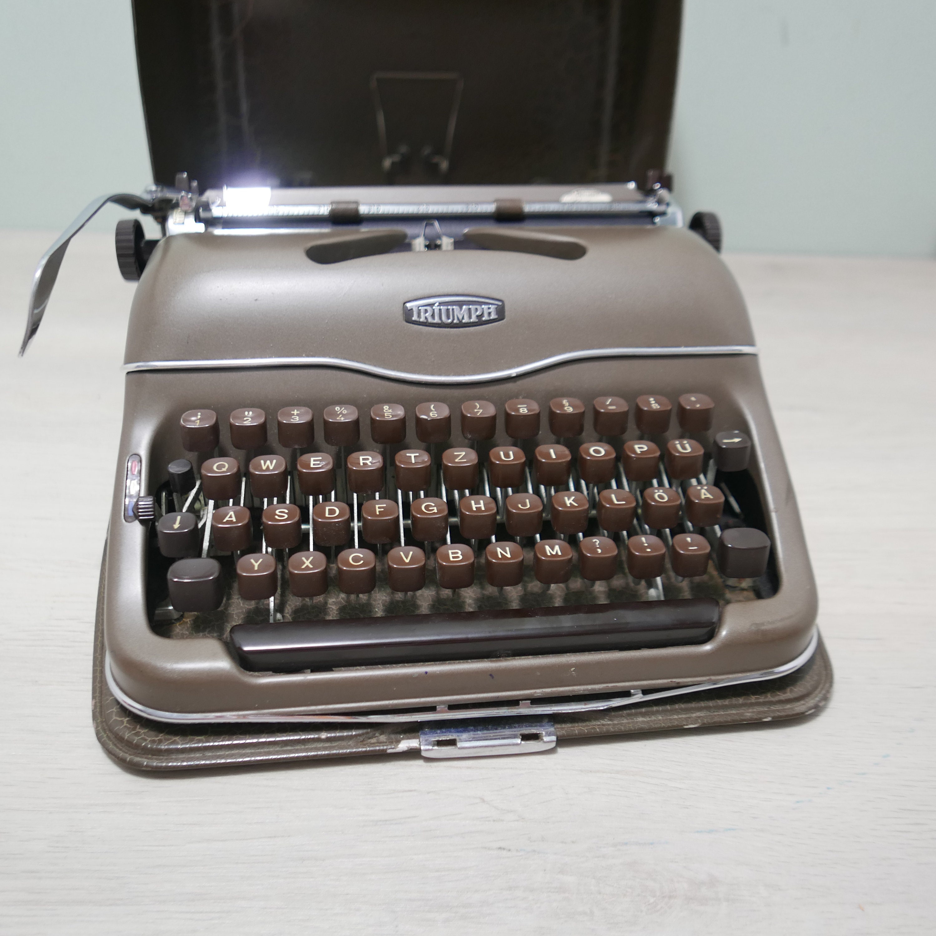 Triumph Typewriter - Etsy