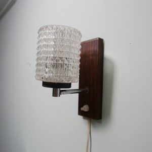 Vintage wall lamp - 1960s - glass and metal - Europe