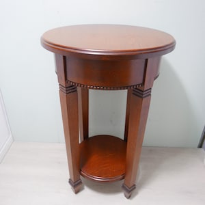 Vintage wooden side table - Netherlands - 1980 - plant table