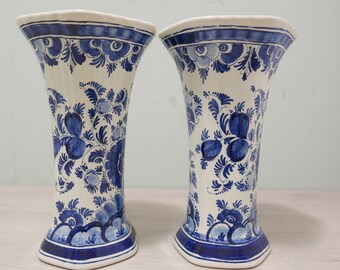 オランダ製 花模様の陶器花瓶ペア デュッセルドルフで購入 オランダ製 花模様の陶器花瓶ペア デュッセルドルフで購入 オランダ製