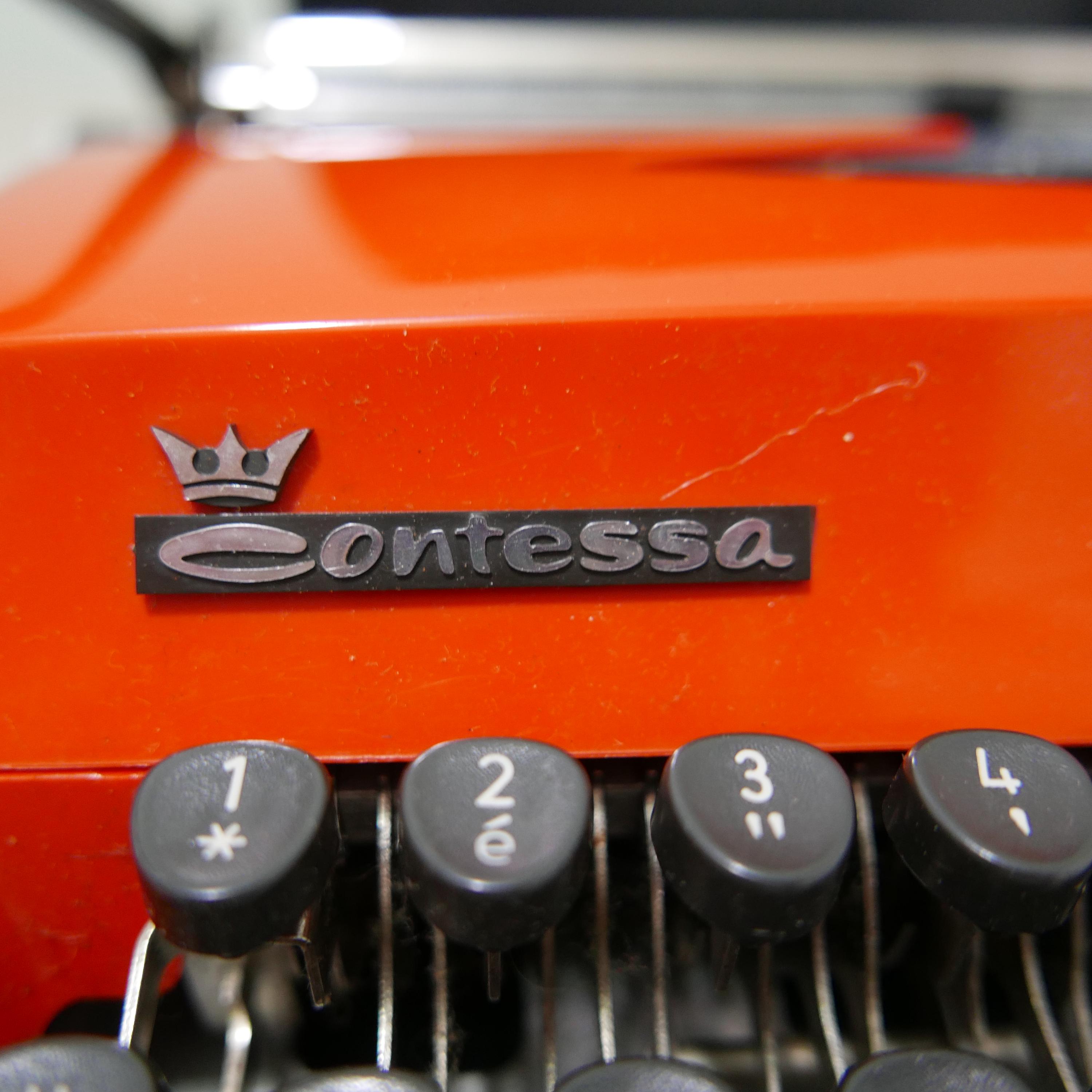 Vintage Typewriter - Adler - Contessa De Luxe - 1970s - in